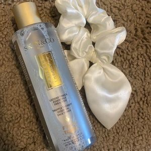 New sealed skin & co truffle therapy toner